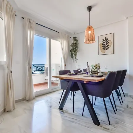 Modern / Quiet 3 Bdrs Flat In The Heart Of *