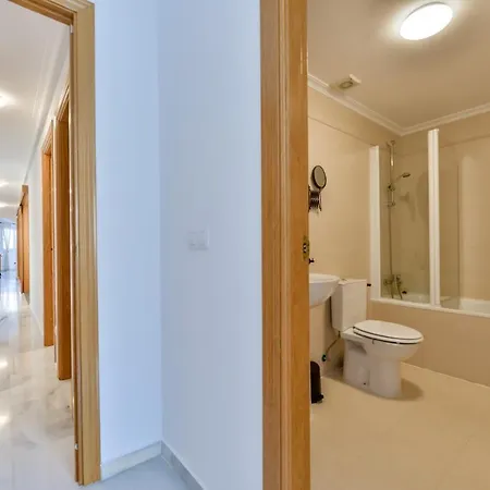 Modern / Quiet 3 Bdrs Flat In The Heart Of アパート *