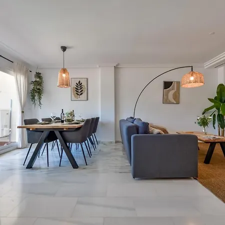 Modern / Quiet 3 Bdrs Flat In The Heart Of * Кальпе