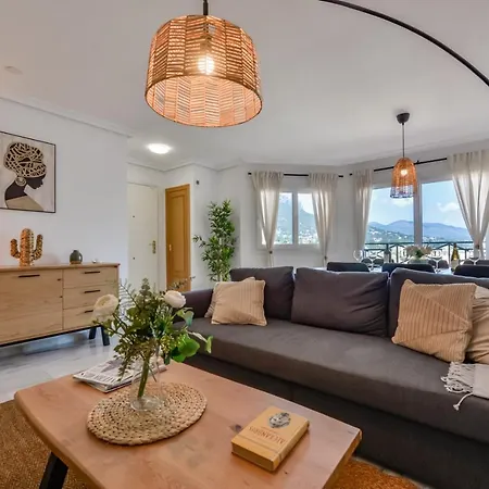Modern / Quiet 3 Bdrs Flat In The Heart Of Апартаменты